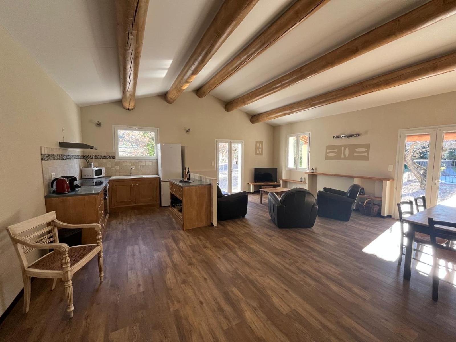 Villas De La Ferme Du Gros Noyer Malaucène Εξωτερικό φωτογραφία