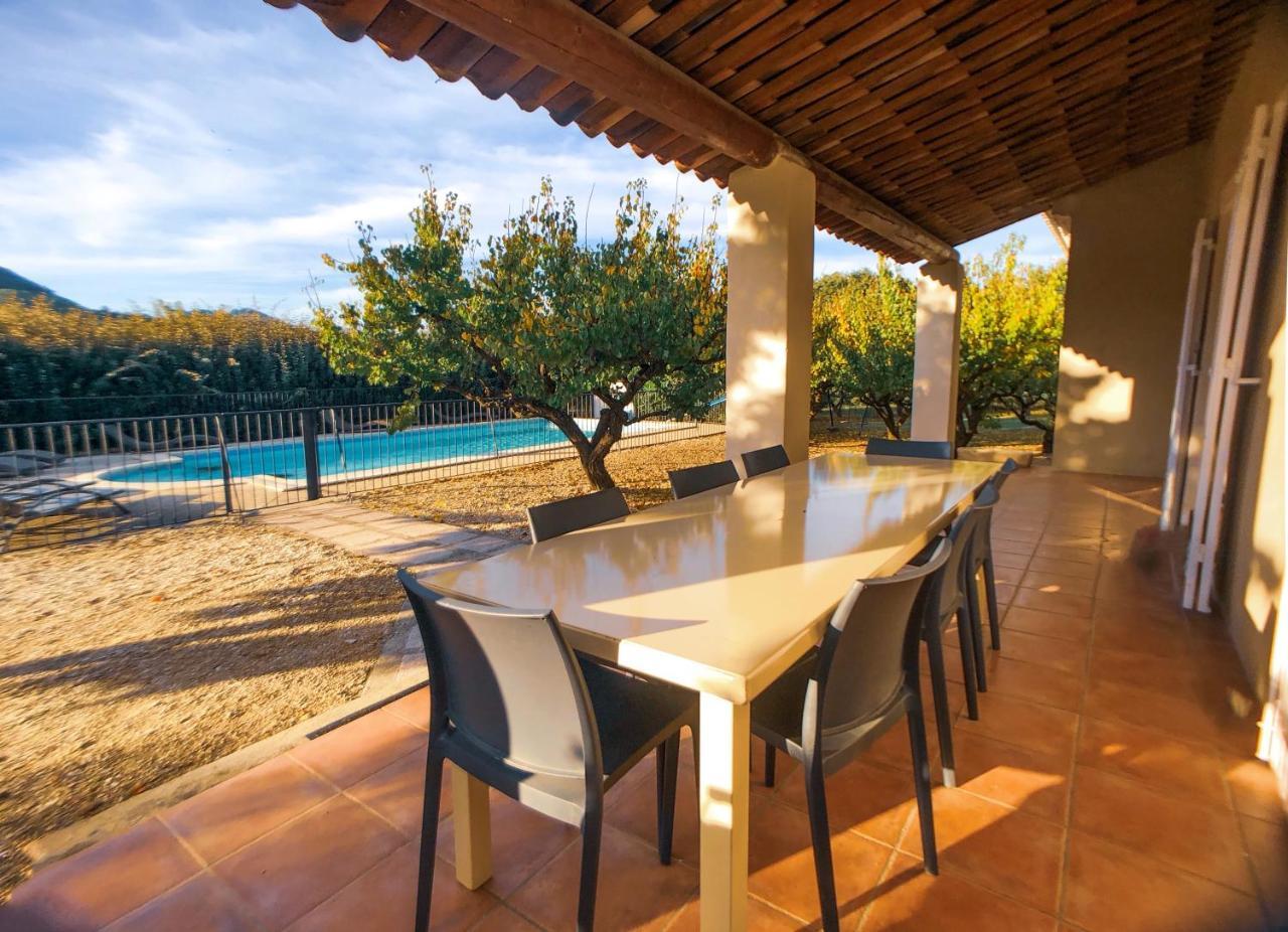 Villas De La Ferme Du Gros Noyer Malaucène Εξωτερικό φωτογραφία
