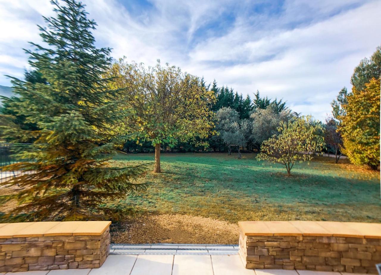 Villas De La Ferme Du Gros Noyer Malaucène Εξωτερικό φωτογραφία
