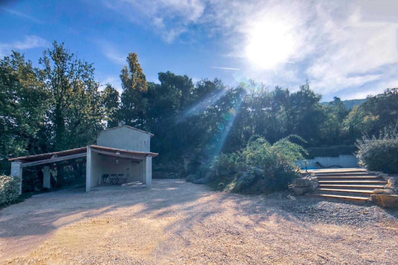Villas De La Ferme Du Gros Noyer Malaucène Εξωτερικό φωτογραφία